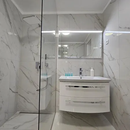 Relaxed Escape In The Old Town - App Sviti Tour As Ljubljana