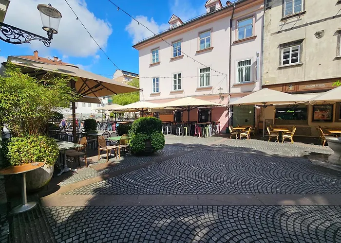 Relaxed Escape In The Old Town - App Sviti Tour As Apartment